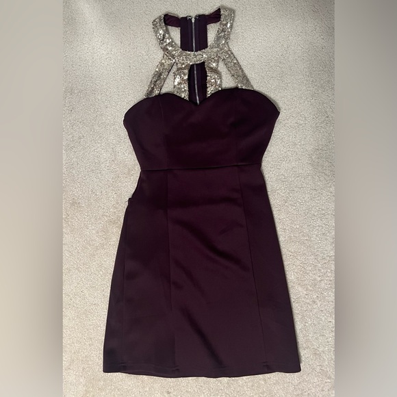 Dark Purple Mini Dress with Gold Sequence - Size: S - Picture 1 of 3